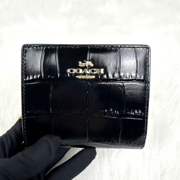 Coach Snap Wallet In Gold/Black Crocodile-embossed Leather C6092 NWT - Picture 1 of 7